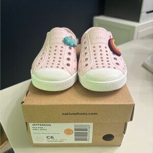 Natives Toddler Size 6 in Light Pink